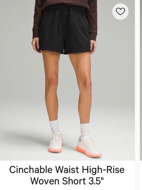 LuLuLemon cinchable waist highrise woven shorts 3.5 inch inseam